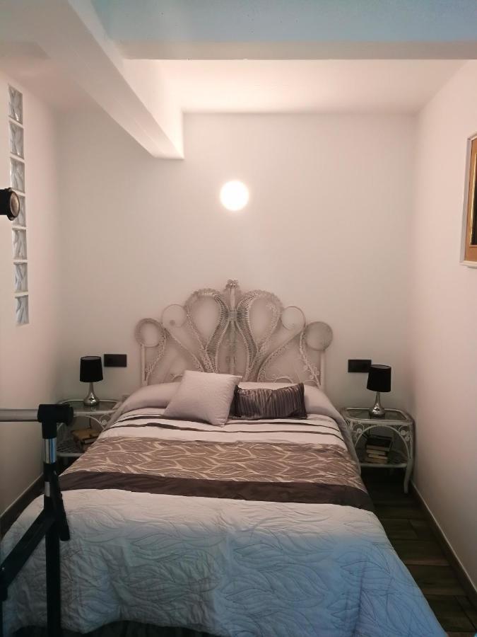 One Bedroom Appartement With Enclosed Garden And Wifi At Lourenza Bagian luar foto